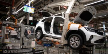 Volkswagen vende sus activos en Rusia a empresa local