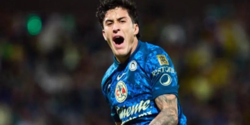 América golea al Santos Laguna y salta al liderato del Clausura