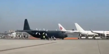 Delegación mexicana llega a Los Ángeles para combatir incendios