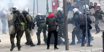 Disturbios y heridos en Grecia tras protesta contra el gobierno