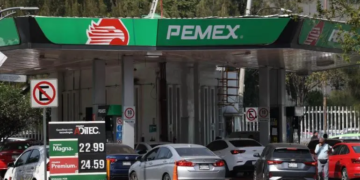 Ordena Inai a Pemex revelar cuánto combustible envía a Cuba