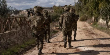 Israel asegura que cumplirá con la retirada en Líbano pero acusa a Hezbollah de lentitud