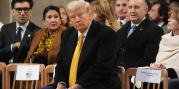 Juez rechaza frenar sentencia contra Trump tras pagos a actriz porno