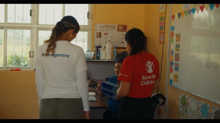 Donación de toallas antimicrobianas para luchar contra la diarrea