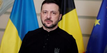 Trump califica de «muy buena» su conversación telefónica con Zelenski