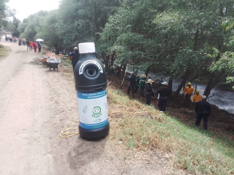 ECOCE y voluntarios de la industria unen esfuerzos para el saneamiento de cuerpos de agua