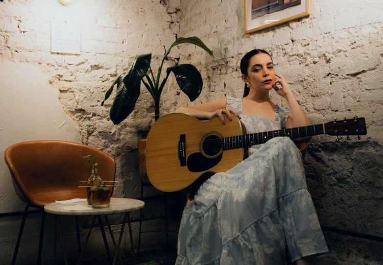 CECI JUNO ESTRENA SU EP QUINCE POR DOS Y SE PRESENTARÁ EL 21 DE MARZO EN EL FORO TEJEDOR DE LA CDMX