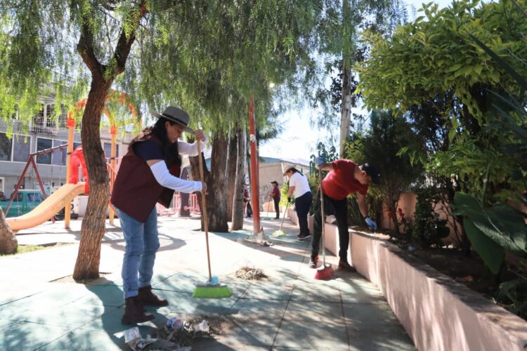 Diputado Emiliano Álvarez rehabilita parque Bocho en Cuautepec