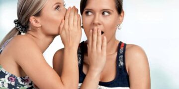 ¿Por qué nos encanta el chisme? Experta de la UNAM revela la razón