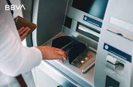 BBVA ha empezado a cerrar miles de cuentas en México; este es el motivo