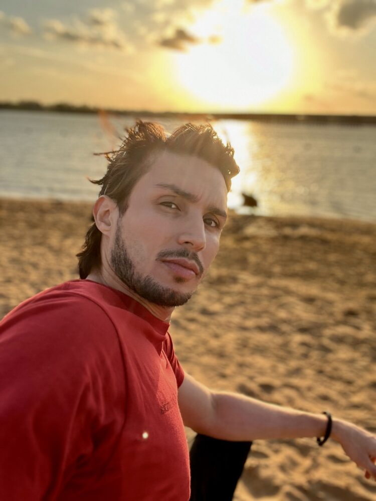 José Rafael Cordero Sánchez lanza tres sencillos: ‘Ser Tú Mismo’, ‘Cumplirás’ y ‘Me Iré de Aquí’