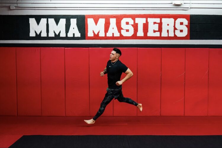 EL CANTANTE DE REGGAETON JAWY MÉNDEZ ENFRENTA DESAFÍO EN COMBATE GLOBAL EN ARTES MARCIALES M,IXTAS MAÑANA JUEVES