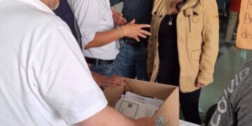 Trabajadores basificados de IMSS-Bienestar mexiquense denuncian cobro de plazas: acusan a líderes del SNTSA