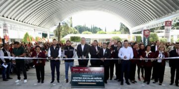 Pepe Chedraui inaugura techado y presentó el programa Héroes del Agua en el preescolar del CENHCH