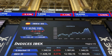 Las bolsas europeas caen en torno al 6 % tras el desplome en Asia por la guerra comercial