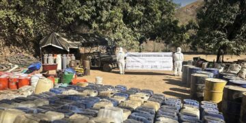 Semar desmantela 2 laboratorios clandestinos de drogas sintéticas en Durango