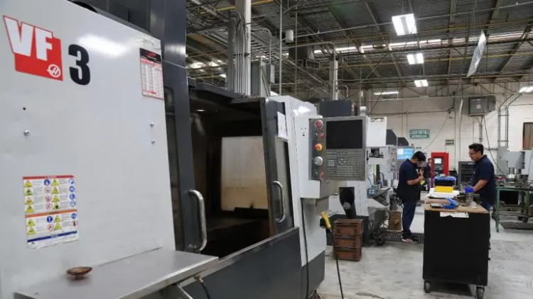 Empleos formales ante el IMSS crecen 0.8% en el primer trimestre