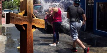 Sábado de Gloria: la multa de 11,300 pesos por tirar agua en este municipio del Edomex