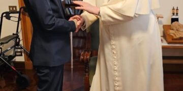 Muere el Papa Francisco, un humanista que optó por los pobres: Sheinbaum