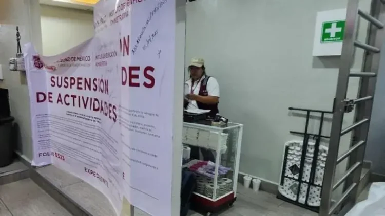 Suspenden baños públicos de Plaza San Cosme tras hallazgo de cámaras ocultas