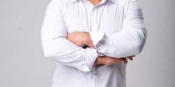 IA Open University ofrece 1.000 becas en inteligencia artificial para jóvenes colombianos