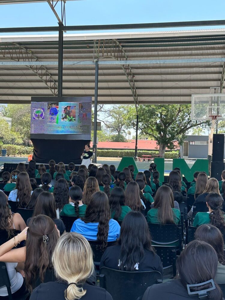 Ex jugadora de Rayadas inspira a una nueva generación de mujeres líderes en el deporte en el American Institute of Monterrey