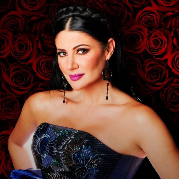 LA VOZ ROMÁNTICA DE ALEJANDRA ÁVALOS LLEGA EN EXCLUSIVA A LA CUEVA DE RODRIGO DE LA CADENA