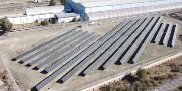 Alstom impulsa la sostenibilidad con paneles fotovoltaicos en su planta de Sahagún, en México