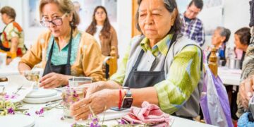 DIF Puebla Capital y Oxxo fortalecen alianza en favor de los adultos mayores