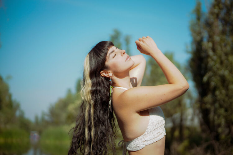 NIKKI FÖLK LANZA SU NUEVO ÁLBUM “CANTO PARA NO LLORAR”