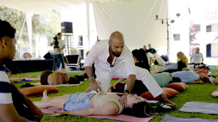 Ricardo Ponce demuestra científicamente la autosanación a través de la Hekalogía®