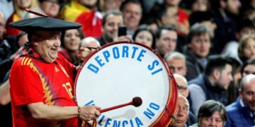 Fallece Manolo ‘El del Bombo’, fiel aficionado de España