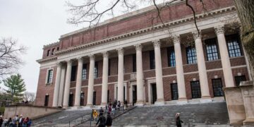 Hong Kong abre universidades a estudiantes extranjeros vetados para ir a Harvard, por nueva política de Trump