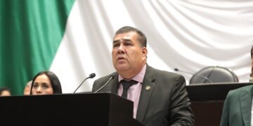 Plantea iniciativa cancelar residencia temporal o permanente a extranjeros que incurran en actos discriminatorios