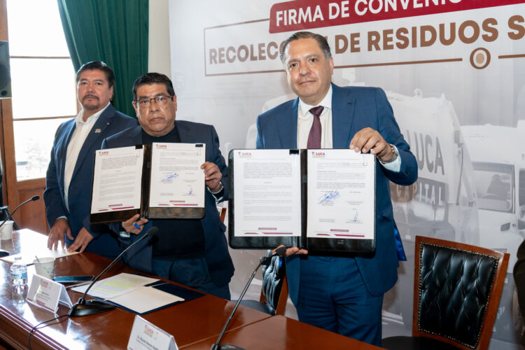 Firma Ricardo Moreno convenio histórico con Central de Abastos y anuncia alumbrado público renovado