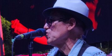 Juan Hernández y la vida que nunca fue inútil: el rock mexicano, el barrio y una autobiografía que arde