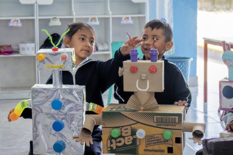 RobotiX celebra 19 años transformando la educación STEM+ en México