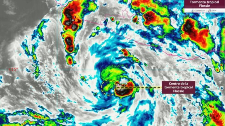 Flossie se intensifica y podría convertirse en huracán este lunes