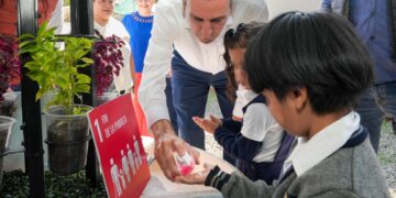 Atestigua Pepe Chedraui donación de captador pluvial en el Preescolar Jorge Murad Macluf