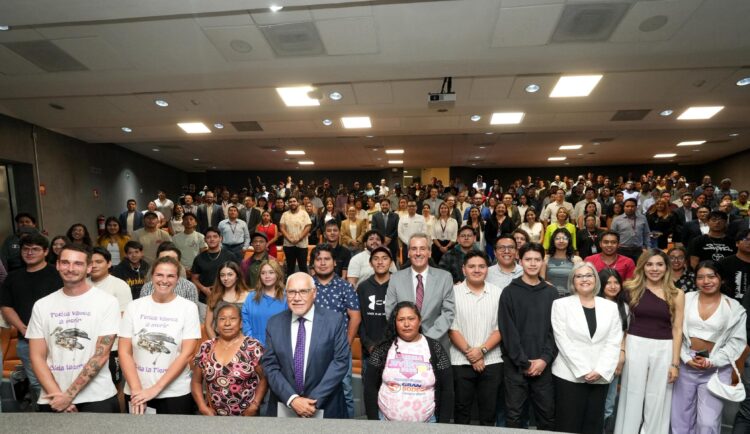 Reitera Pepe Chedraui su compromiso por el cuidado del medio ambiente