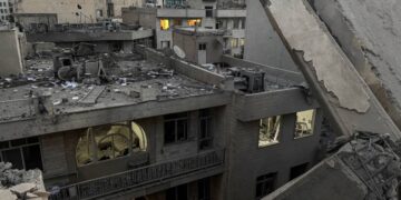 Israel afirma que eliminó a nueve científicos nucleares iraníes en ataques del viernes