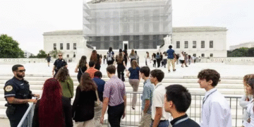 Respalda Supremo de EU a Trump en limitar ciudadanía por nacimiento