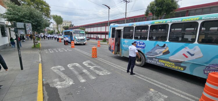 ¡Mano firme de Ricardo Moreno! Inicia limpia del transporte público en Toluca