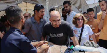 Israel ataca única iglesia católica en Gaza; al menos 2 muertos y varios heridos