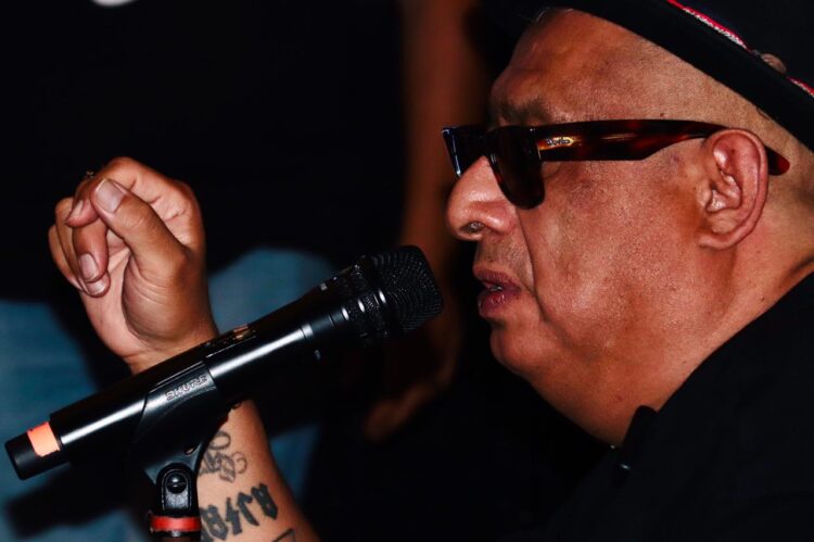 Entre servilletas y purgatorios: el retorno de Armando Palomas al corazón de México en la Maraka