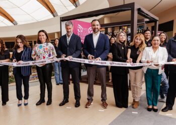Abre gobierno de la Ciudad Módulo Itinerante “Yo Compro Poblano» para centros comerciales