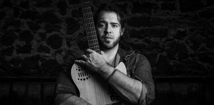 «En esta vida y la que sigue»: Daniel Delgadillo canta al alma desde su EP Otoño