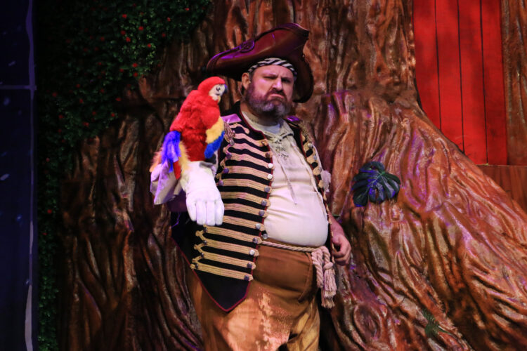 Últimos días de “Peter Pan Que Sale Mal”, esta exitosa obra cierra una temporada llena de diversión, risas y caos en el escenario