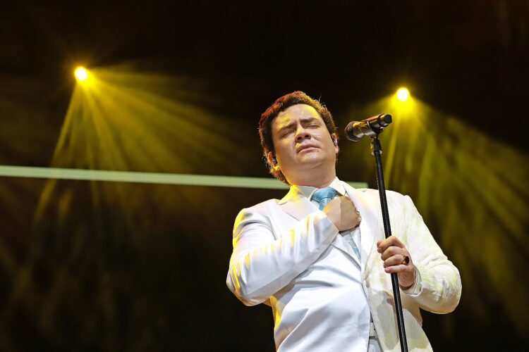 Manuel José llega a La Maraka con un canto al amor eterno, un homenaje al Príncipe José José y una noche para no olvidar