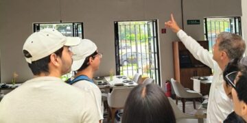 Realiza Gerencia del Centro Histórico y Patrimonio Cultural recorrido con estudiantes del Tec de Monterrey
